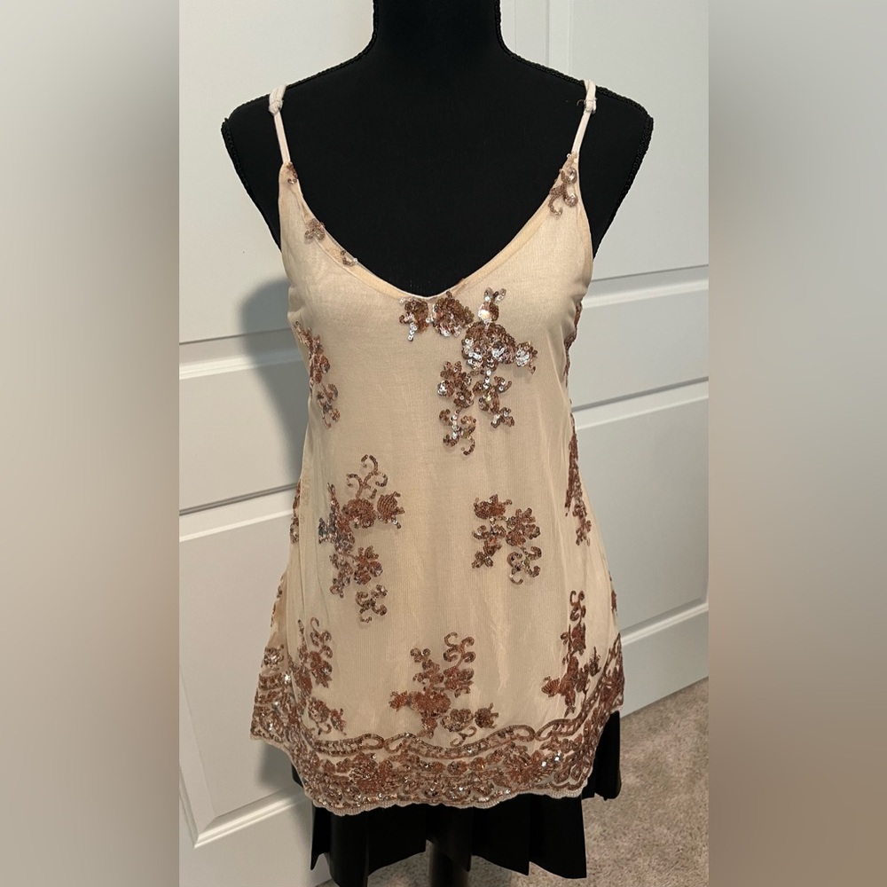 About a Girl Sequin Cami/Tank size L